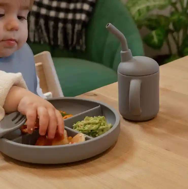 Tasse d'apprentissage pour bébé en silicone – Image 2